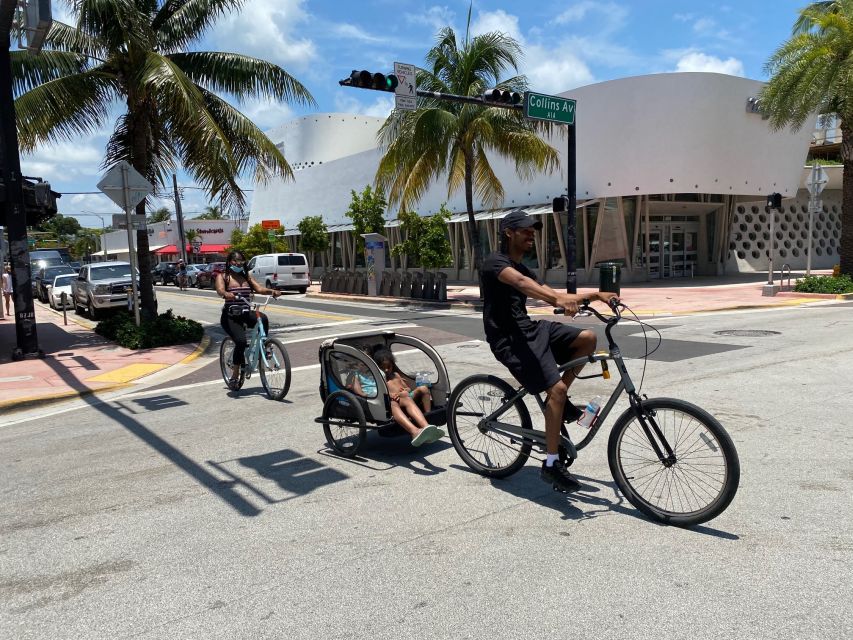 Miami: South Beach Bike Rental - The Versace Mansion and South Beach’s famous side