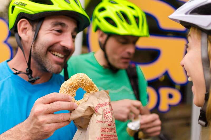 Montreal: Guided Bike Tour of City, Old Port & Plateau - The complimentary drink and extra bike time