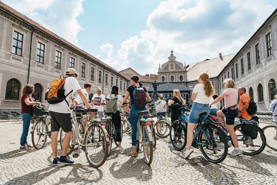 Munich 3-Hour Guided Bike Tour - Hofbräuhaus and Maximilianstrasse