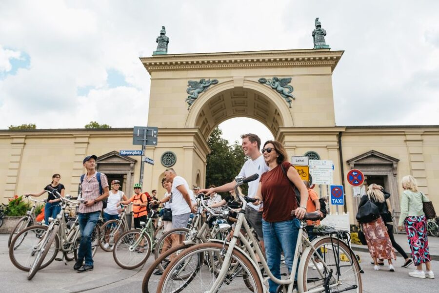 Munich 3-Hour Guided Bike Tour - The Hofbräukeller beer garden and the Isar