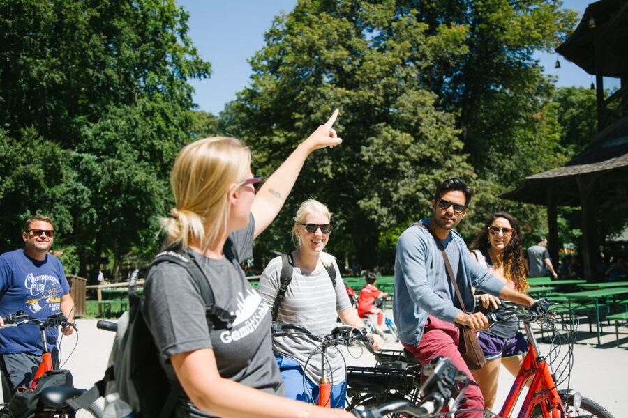 Munich: Bike Tour with Beer Garden Break - The English Garden and the Chinese Tower break