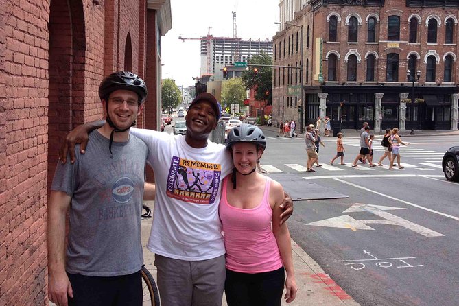Nashville E-Bike Tour: Explore the Heart of Music City - Nashville landmarks, from the Capitol to the Ryman