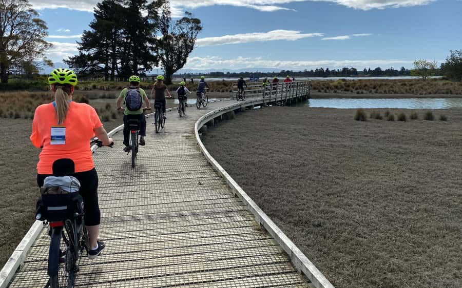 Nelson to Mapua: Full-Day Cycling Self-Guided Adventure - Waimea Estuary and the coastal boardwalks