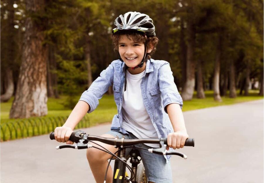 New York City: Central Park Bike Rental - Waterfalls, the pool, and the loch