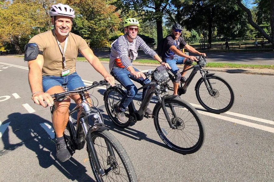 New York City: Highlights of Central Park Bike or eBike Tour - Shakespeare Garden begins the route with a quieter view