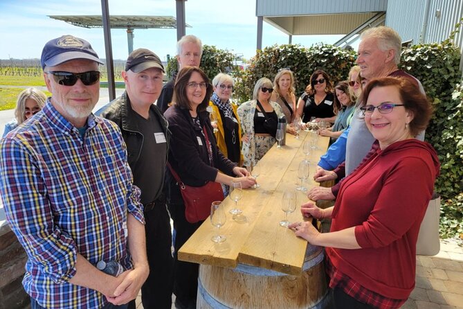 Niagara-on-the-Lake Cycle and Wine-Tasting Tour with Optional Lunch - Why cycling works better than driving between wineries