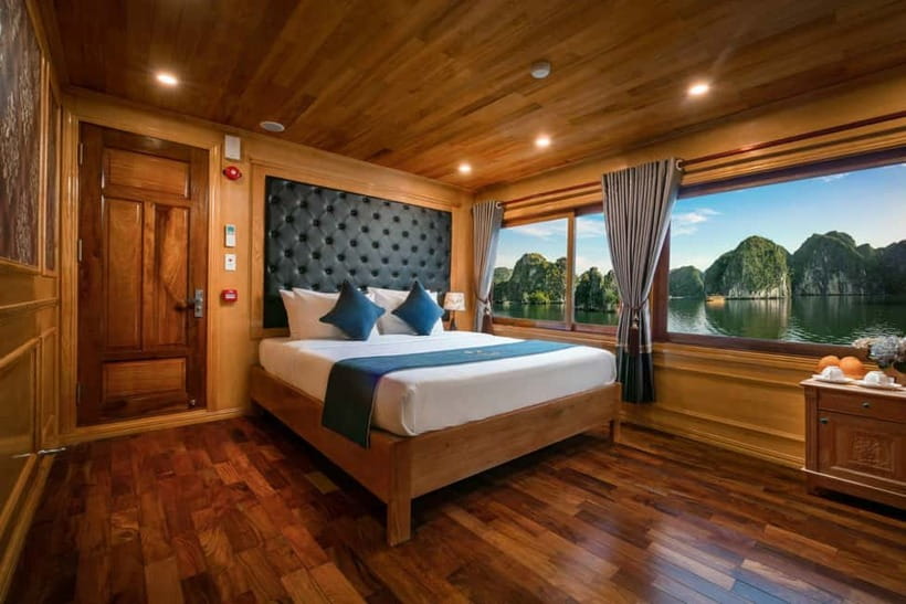 Ninh Binh: Lan Ha Bay 2D 1N cruises- bike tour, kayak, meals - The guide and onboard atmosphere