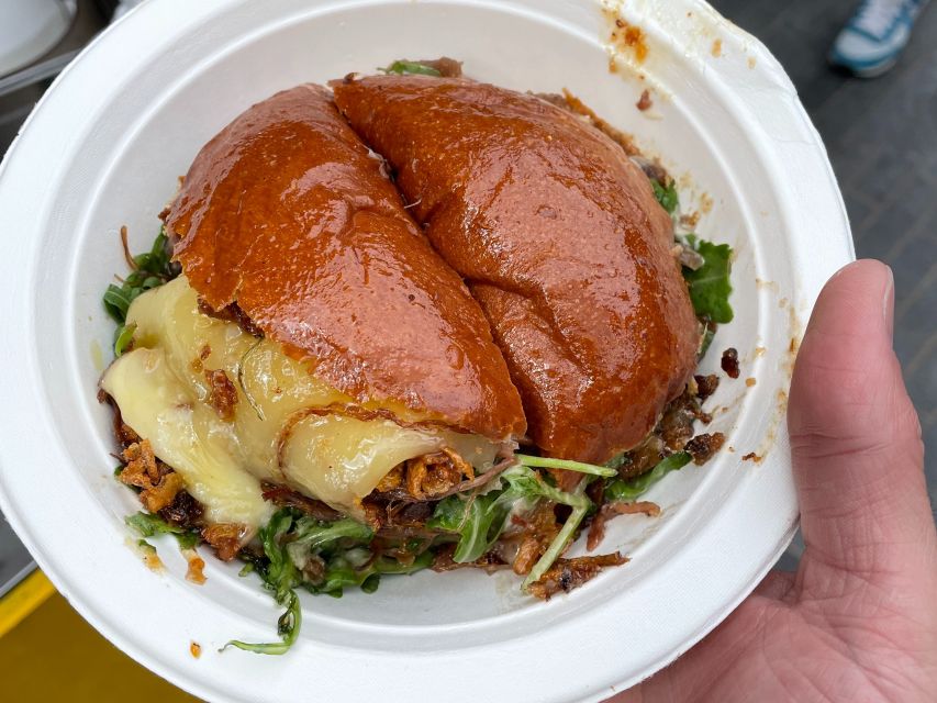 NO DIET CLUB - Bike and Food tour in London ! - The Ride Toward Camden Market