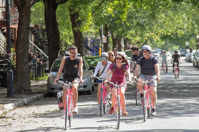 Non Touristy Pink Bike Tour by Spade & Palacio - A picnic lunch in the park