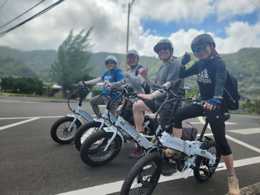 Oahu: Waikiki E-Bike Ride and Manoa Falls Hike - Riding through Waikiki and Honolulu