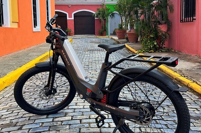 Old San Juan: Segway PT and Segway Xafari Ebike Tours - Cathedral, palace, school, and the old main street