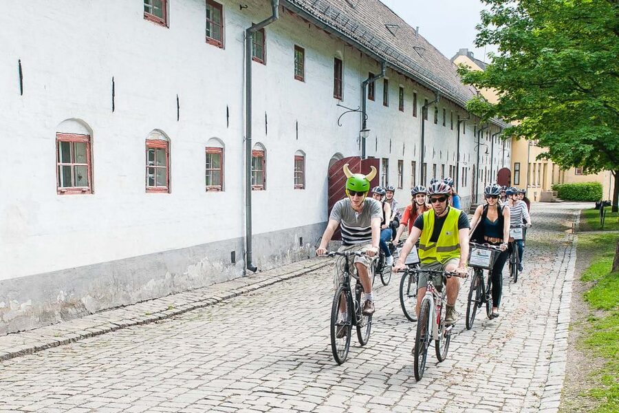 Oslo: 3-Hour Highlights Bike Tour - Why a bicycle is a smart way to see Oslo