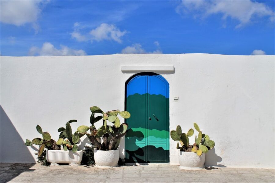 Ostuni: Guided e-bike tour + countryside tasting stop - Key points at a glance