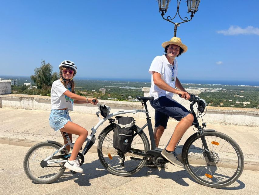 Ostuni: Guided e-bike tour + countryside tasting stop - Riding out from Via Antonio Specchia