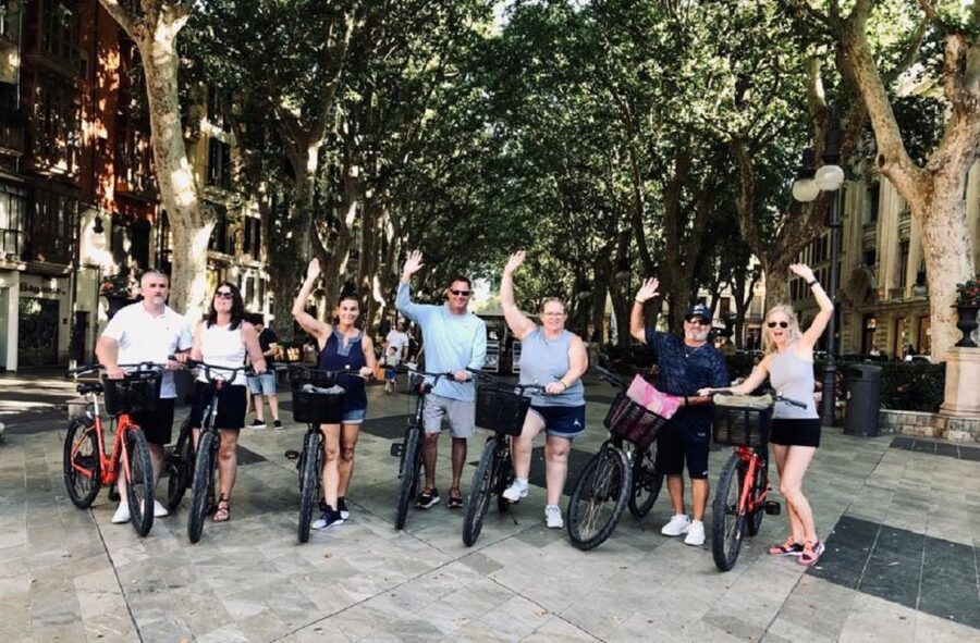 Palma de Mallorca: Guided Bicycle Tour with Tapas & a Drink - The Plaza Mayor tapas stop