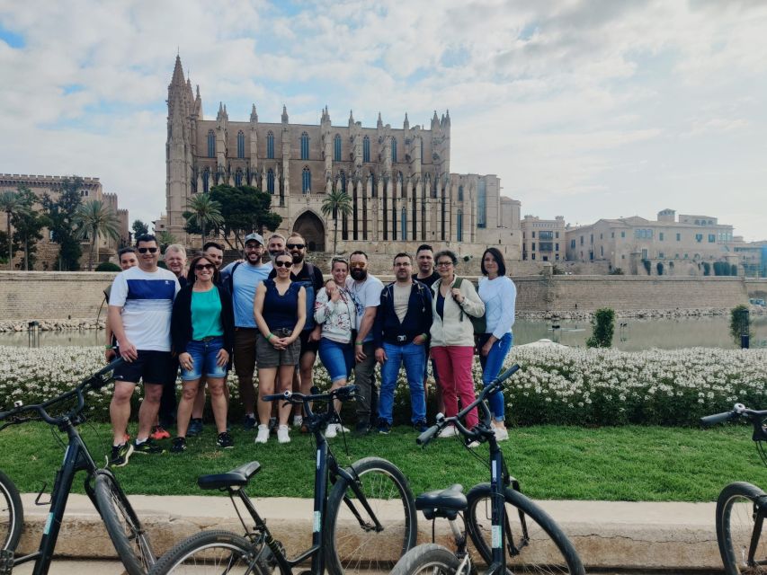 Palma de Mallorca: Guided Bicycle Tour with Tapas & a Drink - How the small group changes the ride