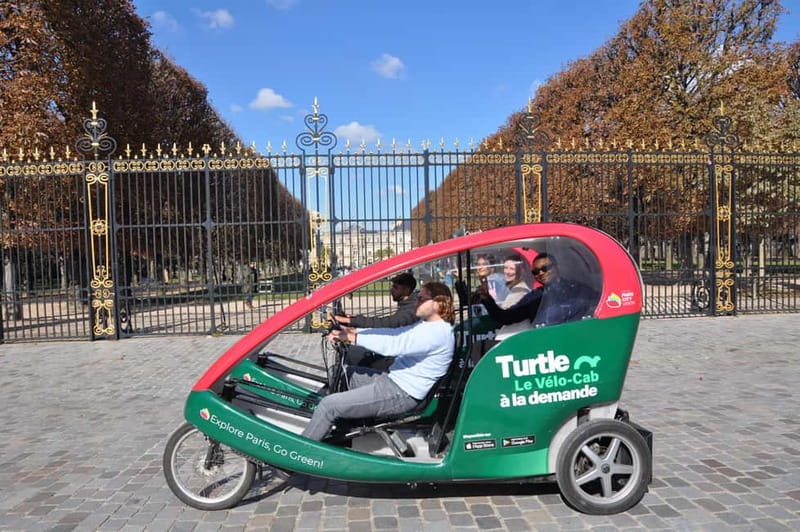 Paris: 2 hours Emily Tour in a Private Rickshaw bike - Key things to know before you book