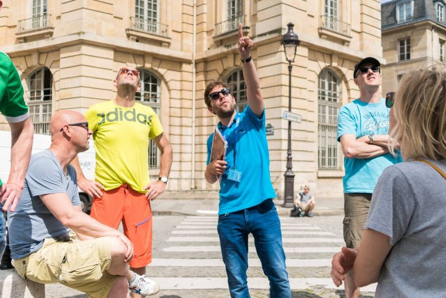 Paris 4-Hour Bike Tour: Off the Beaten Path - Why a bicycle works so well in central Paris
