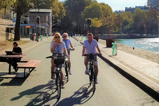 Paris: Charming Nooks and Crannies Bike Tour - A slower finish in Luxembourg Gardens
