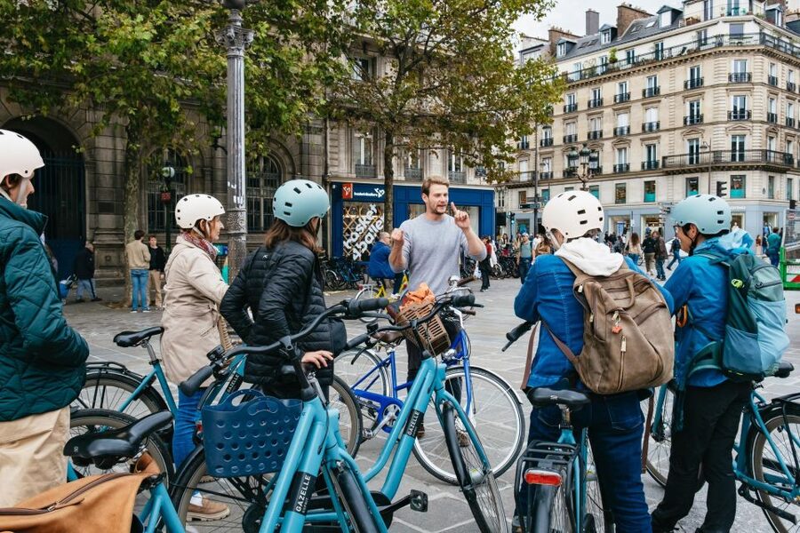 Paris: Charming Nooks and Crannies Bike Tour - How safe and easy is the cycling?