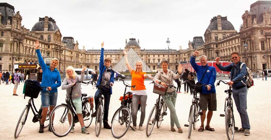 Paris: City Highlights Bike Tour - Hôtel de Ville, Île de la Cité, and Notre Dame