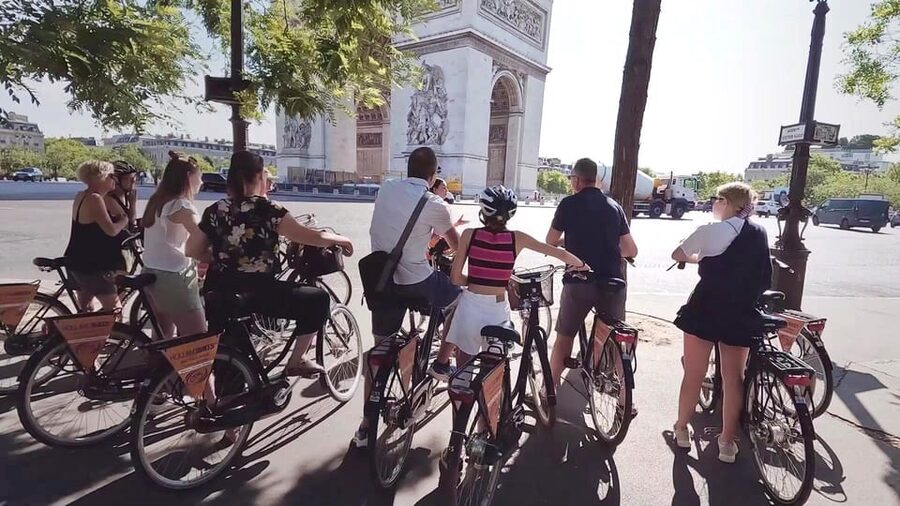 Paris: City Highlights Bike Tour - Is cycling in Paris comfortable?