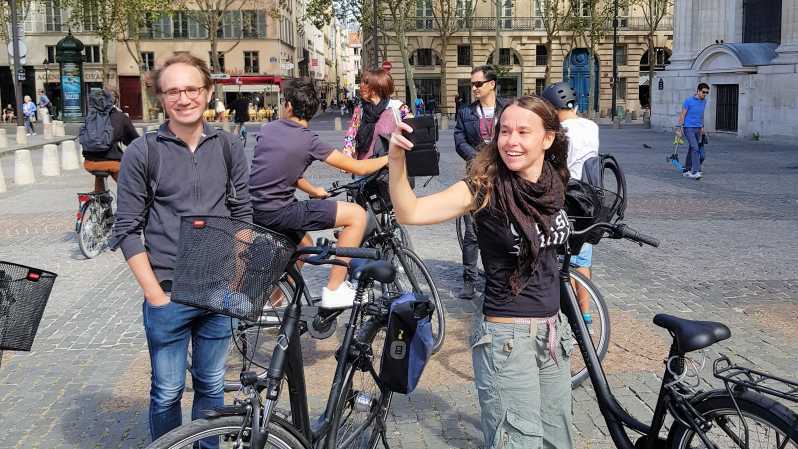 Paris: City Treasures Bike Tour - Saint-Germain, Odéon, and the café stories