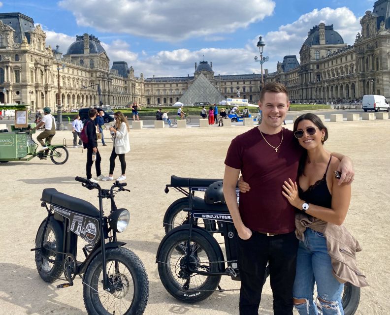 Paris: Eiffel Tower and Notre Dame Night Tour by E-Bike - The Eiffel Tower view from Trocadero