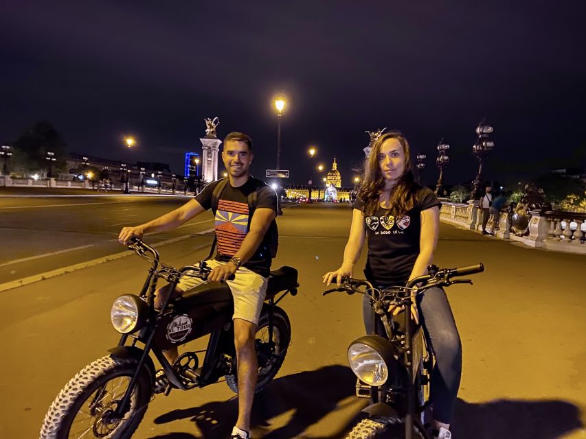 Paris: Eiffel Tower and Notre Dame Night Tour by E-Bike - Concorde and Place Vendôme before returning