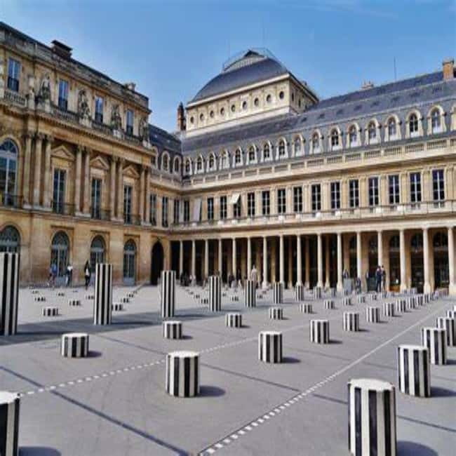 Paris: Eiffel Tower&Seine River Electric Bike Tour 3 hours - Along the Seine: bridges, monuments, and easy photo stops