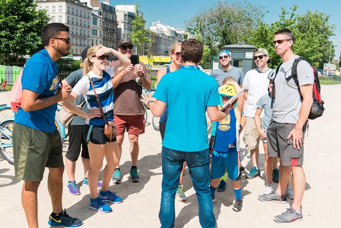 Paris Highlights Bike Tour: Eiffel Tower, Louvre and Notre-Dame - Notre-Dame, the Louvre, and the value of short stops