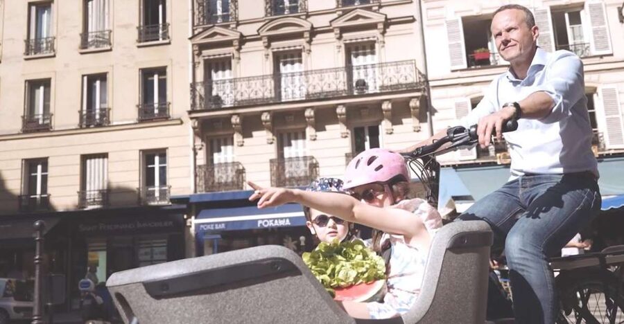Paris: Kids Bike Tour - Garnier Opera and Place Vendôme: grand Paris without a long lecture