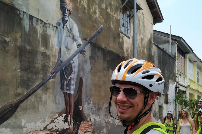 Penang George Town All-In-One Heritage Tour By Bicycle & Trishaw (Metro Bike) - Back-lane art and Little India breakfast
