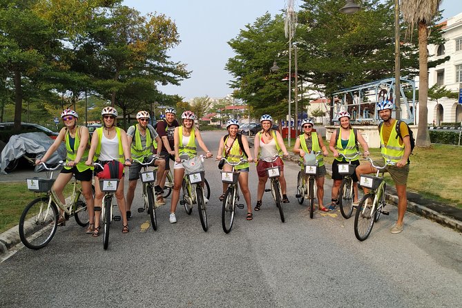 Penang George Town All-In-One Heritage Tour By Bicycle & Trishaw (Metro Bike) - Sri Mahamariamman Temple and the Indian community