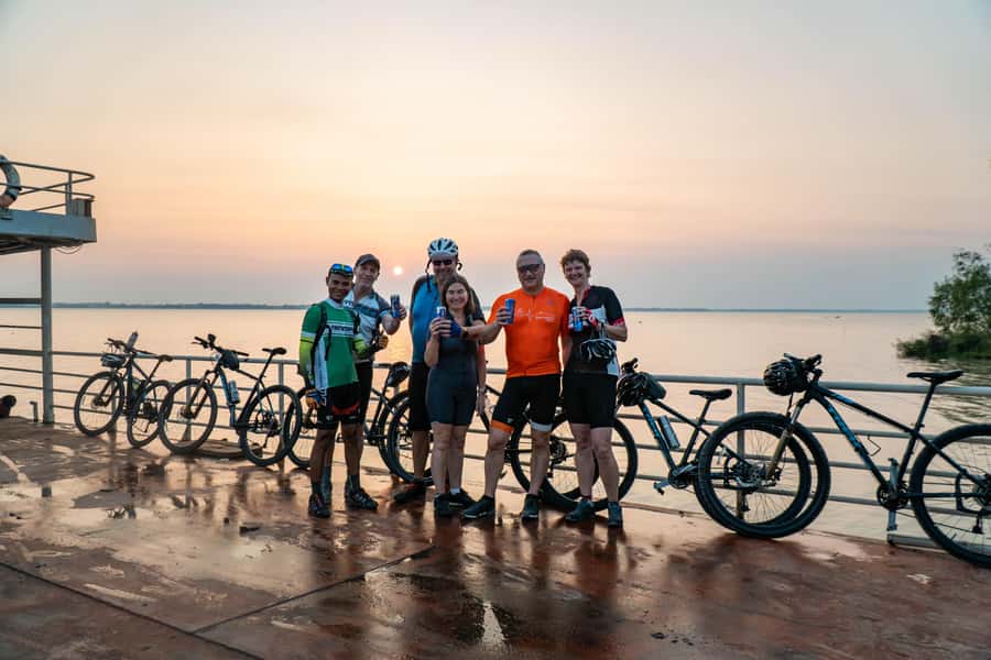 Phnom Penh: Mekong Islands Sunset Bike Tour include drinks - The unusual dried tofu family business