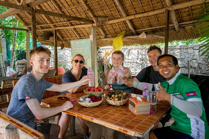 Phnom Penh Silk Island Bike Tour/ E-Bike or Tuk Tuk - Temples, tofu, fruit, and the stops between