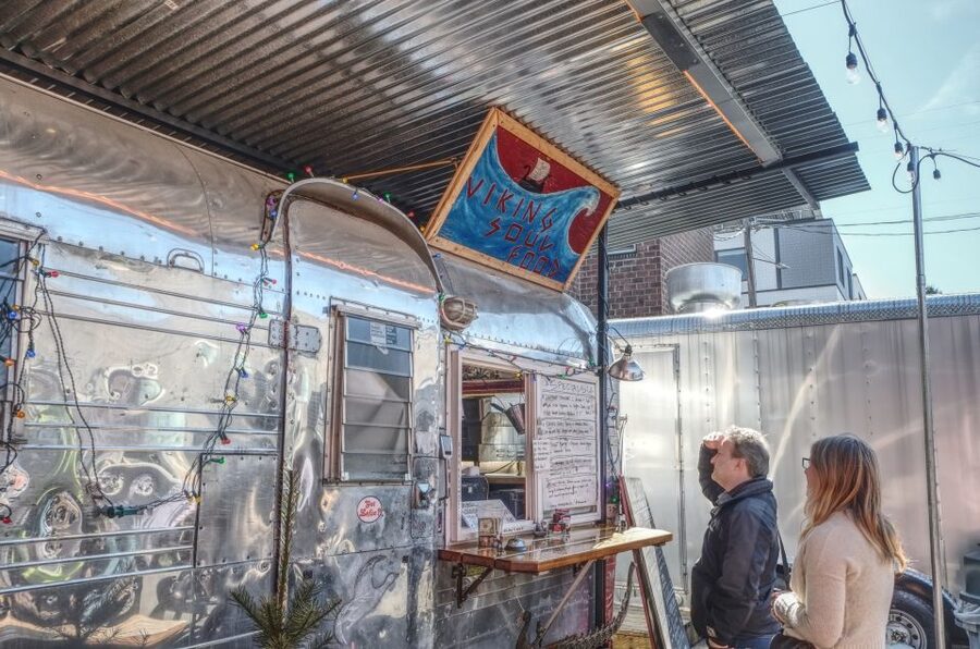 Portland: Food Carts of the Eastside Bike Tour - The first pod and Portland’s food cart story