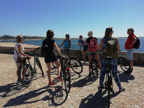 Porto: 3-Hour Old Town & Riverside Bike Tour - Guided Experience - City Park and the western edge of Porto