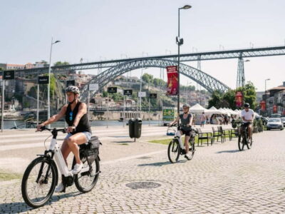 Highlights in 3 Hours E-Bike Tour