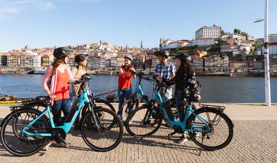 Porto: Riverside Panoramic E-Bike Tour - Ribeira Square and the lower Douro