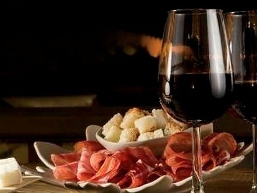 Porto: Self-Guided Bike and Boat Tour with Port Wine Tasting - What the $76 price includes