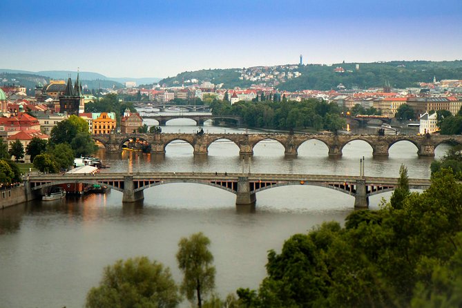Prague Bike Tour - Stunning Viewpoints, Castle, City & Park - Why this bike route works so well in Prague