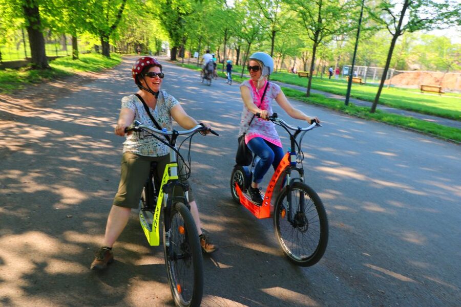 Prague: Highlights Tour on e-Scooter or eBike - Returning through Lesser Town