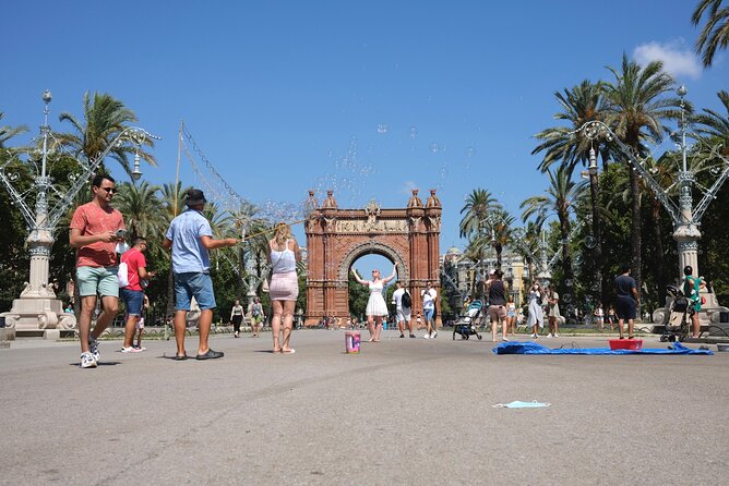 Private discovery bike tour of Barcelona - Why a bike is a smart way to meet Barcelona