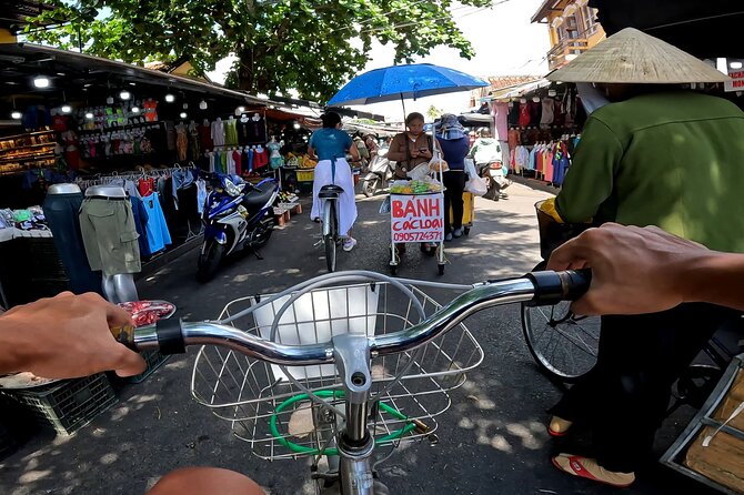 Private Hoi An Bike, Thu Bon River Cruise & Dinner Experience - What private touring adds at $69