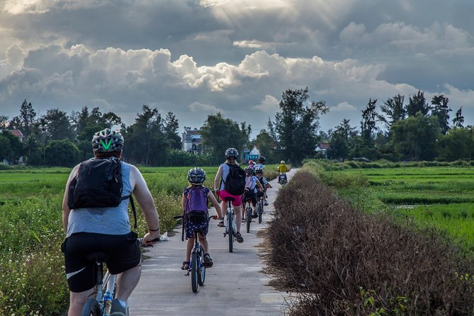 Private Hoi An Evening Food Tastings Tour by Bike - Why this Hoi An food ride works so well