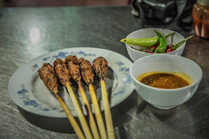 Private Hoi An Evening Food Tastings Tour by Bike - Who should book this evening tour