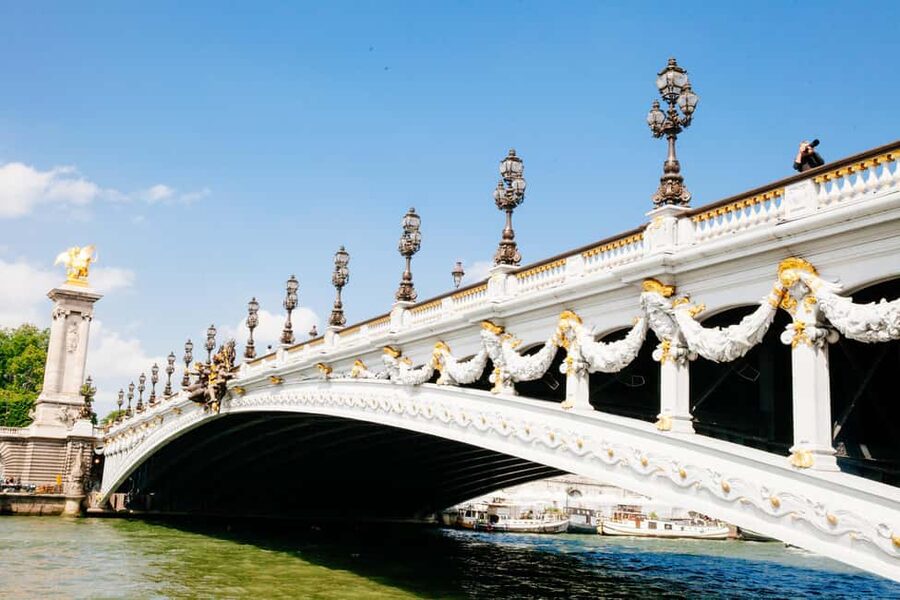 Private Secrets of Paris Bike Tour - From the Eiffel Tower to Paris’s older streets