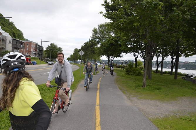 Quebec City: Electric Bike Tour - The Plains of Abraham and its battlefields