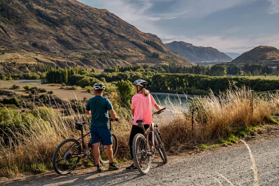 Queenstown: Arrowtown To Queenstown Biking Adventure - What to Pack for the Rural Sections
